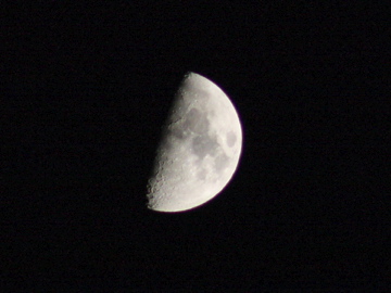 moon200809008.jpg